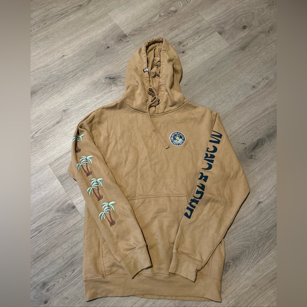 Salty Crew pullover Hoodie Size S
